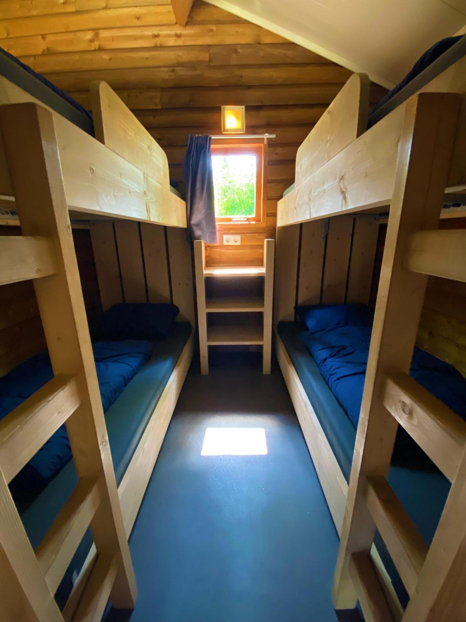Familie Vakantiepark Krieghuusbelten Raalte Exteriör bild